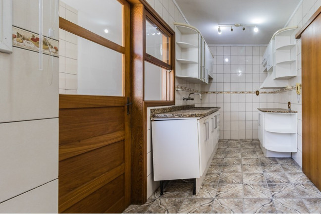 Imagem Imóvel com 2 Quartos à Venda, 177 m² em Higienópolis - Porto Alegre Imagem Imóvel com 2 Quartos à Venda, 177 m² em Higienópolis - Porto Alegre