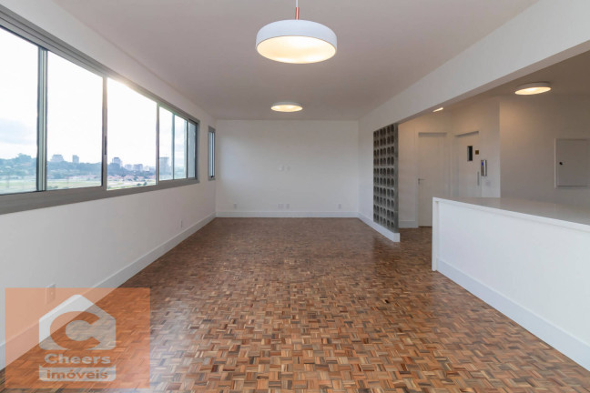 Imagem Apartamento com 3 Quartos à Venda, 130 m² em Jardim Europa - São Paulo