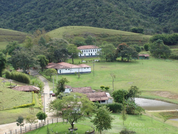 Imagem Chácara com 28 Quartos à Venda, 1.330.000 m² em Rural - Piquete Imagem Chácara com 28 Quartos à Venda, 1.330.000 m² em Rural - Piquete