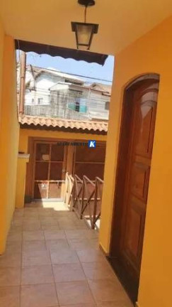 Imagem Sobrado com 3 Quartos à Venda, 160 m² Imagem Sobrado com 3 Quartos à Venda, 160 m²