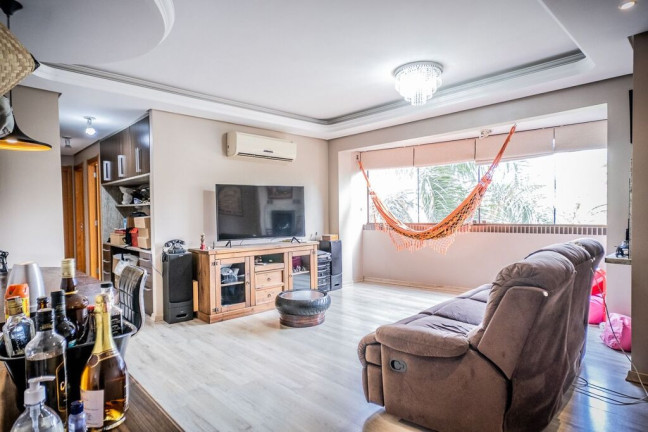 Imagem Apartamento com 3 Quartos à Venda, 90 m² em Passo Da Areia - Porto Alegre Imagem Apartamento com 3 Quartos à Venda, 90 m² em Passo Da Areia - Porto Alegre