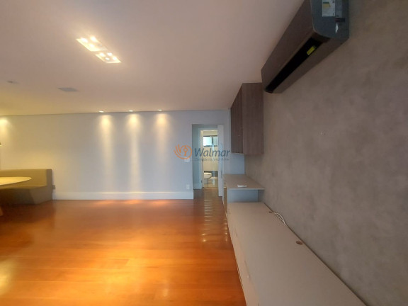 Imagem Imóvel com 3 Quartos à Venda, 135 m² em Cambuí - Campinas Imagem Imóvel com 3 Quartos à Venda, 135 m² em Cambuí - Campinas