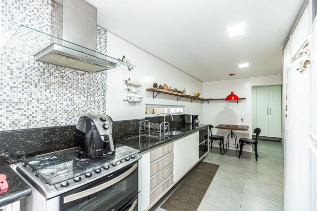 Imagem Casa com 3 Quartos à Venda, 236 m² em Santa Quitéria - Curitiba Imagem Casa com 3 Quartos à Venda, 236 m² em Santa Quitéria - Curitiba