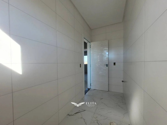 Imagem Sobrado com 3 Quartos à Venda, 100 m² em Centro - Barra Velha Imagem Sobrado com 3 Quartos à Venda, 100 m² em Centro - Barra Velha