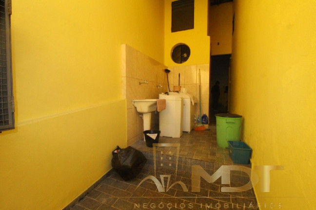 Imagem Casa com 3 Quartos à Venda, 200 m² em Mantiqueira - Belo Horizonte Imagem Casa com 3 Quartos à Venda, 200 m² em Mantiqueira - Belo Horizonte