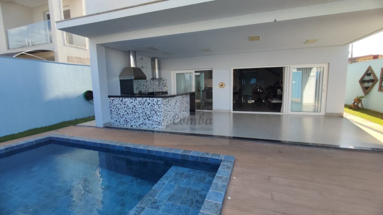 Imagem Casa com 4 Quartos à Venda, 406 m² em Jardim Itália - Cuiabá Imagem Casa com 4 Quartos à Venda, 406 m² em Jardim Itália - Cuiabá