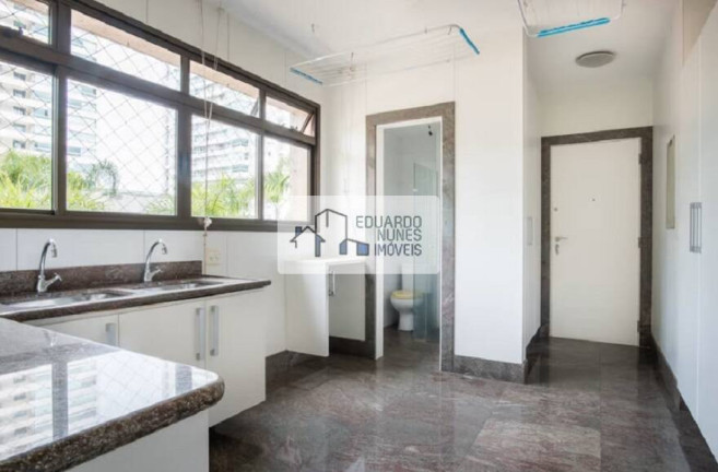 Imagem Apartamento com 4 Quartos à Venda, 274 m² em Belvedere - Belo Horizonte