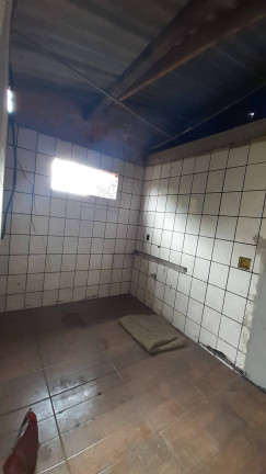 Imagem Casa com 9 Quartos à Venda, 280 m² em Vila São Jorge - Carapicuíba