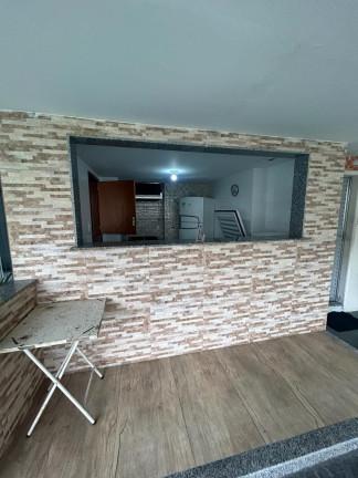 Imagem Imóvel com 2 Quartos à Venda, 70 m² em Centro - Niterói Imagem Imóvel com 2 Quartos à Venda, 70 m² em Centro - Niterói