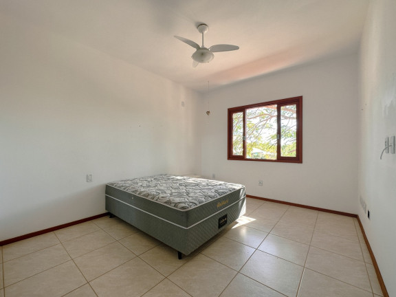 Imagem Casa com 4 Quartos à Venda, 244 m² em Ingleses Do Rio Vermelho - Florianópolis