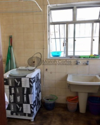 Imagem Imóvel com 4 Quartos à Venda, 220 m² em Icaraí - Niterói Imagem Imóvel com 4 Quartos à Venda, 220 m² em Icaraí - Niterói