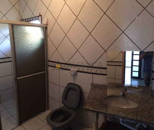 Imagem Casa com 3 Quartos para Alugar, 126 m² em Centro - Navegantes