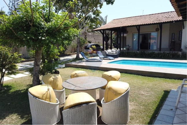 Imagem Casa com 7 Quartos à Venda, 374 m² em Itaúna - Saquarema Imagem Casa com 7 Quartos à Venda, 374 m² em Itaúna - Saquarema