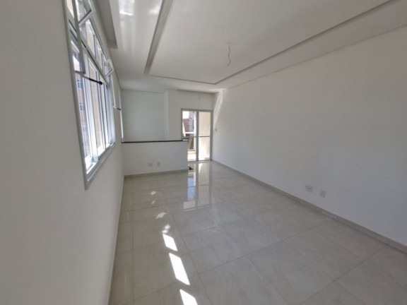 Casa com 3 Quartos à Venda, 95 m² em Embaré - Santos