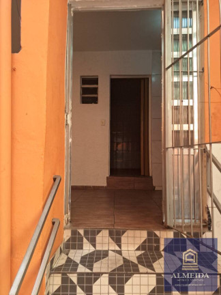 Imagem Casa com 3 Quartos para Alugar, 50 m² em Parque Santo Antônio - São Paulo Imagem Casa com 3 Quartos para Alugar, 50 m² em Parque Santo Antônio - São Paulo