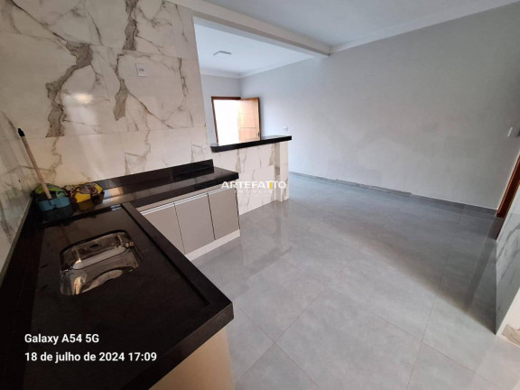 Imagem Casa com 2 Quartos à Venda, 70 m² Imagem Casa com 2 Quartos à Venda, 70 m²