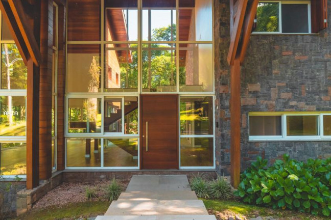 Imagem Casa com 3 Quartos à Venda, 385 m² em Centro - Gramado Imagem Casa com 3 Quartos à Venda, 385 m² em Centro - Gramado