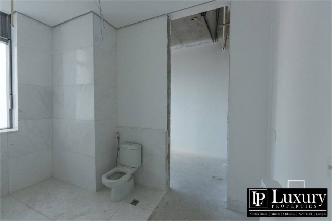 Imagem Apartamento com 4 Quartos à Venda, 585 m² em Itaim Bibi - São Paulo Imagem Apartamento com 4 Quartos à Venda, 585 m² em Itaim Bibi - São Paulo