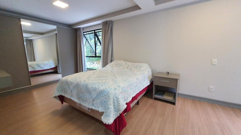 Imagem Casa com 3 Quartos à Venda, 390 m² em Parque Do Ingá - Teresópolis