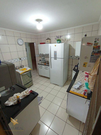 Imagem Casa com 3 Quartos para Alugar, 120 m² em Tiradentes - Campo Grande Imagem Casa com 3 Quartos para Alugar, 120 m² em Tiradentes - Campo Grande