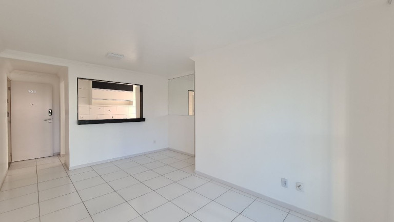 Imagem Imóvel com 3 Quartos à Venda, 76 m² em Nova Parnamirim - Parnamirim Imagem Imóvel com 3 Quartos à Venda, 76 m² em Nova Parnamirim - Parnamirim