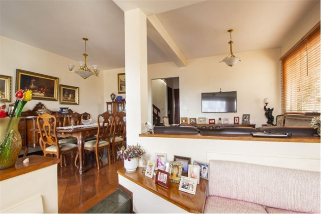 Casa com 4 Quartos à Venda,  em Butantã - São Paulo