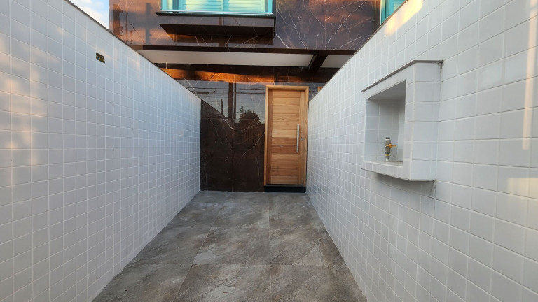 Imagem Casa com 2 Quartos à Venda, 60 m² em Rádio Clube - Santos Imagem Casa com 2 Quartos à Venda, 60 m² em Rádio Clube - Santos