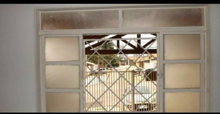 Imagem Casa com 2 Quartos para Alugar, 95 m² em Esplanada Independência - Taubaté