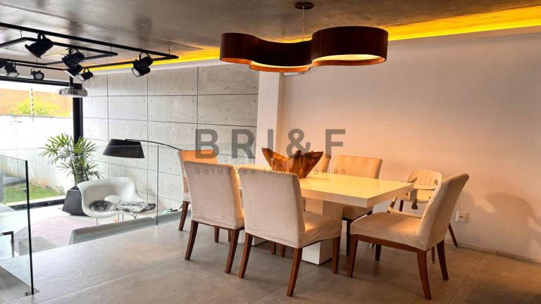 Imagem Casa com 3 Quartos à Venda, 192 m² em Jardim Aeroporto - São Paulo Imagem Casa com 3 Quartos à Venda, 192 m² em Jardim Aeroporto - São Paulo