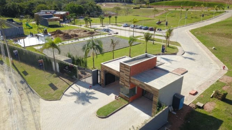 Imagem Terreno à Venda, 600 m² em Rio Do Meio - Camboriú