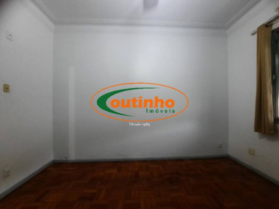 Imagem Casa com 2 Quartos à Venda, 142 m² em Estácio - Rio De Janeiro Imagem Casa com 2 Quartos à Venda, 142 m² em Estácio - Rio De Janeiro