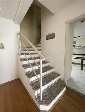 Imagem Sobrado com 3 Quartos à Venda, 202 m² em Jardim Das Américas - Curitiba Imagem Sobrado com 3 Quartos à Venda, 202 m² em Jardim Das Américas - Curitiba