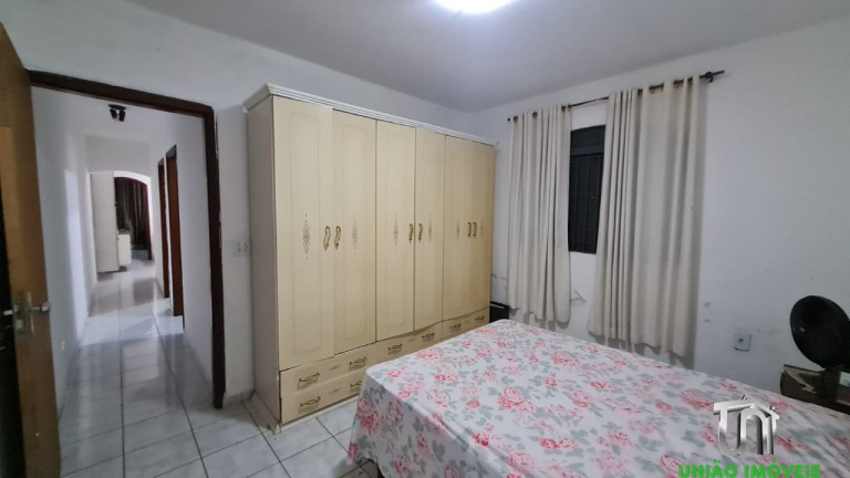 Imagem Casa com 1 Quarto à Venda, 125 m² em Vila Flora - Bragança Paulista Imagem Casa com 1 Quarto à Venda, 125 m² em Vila Flora - Bragança Paulista