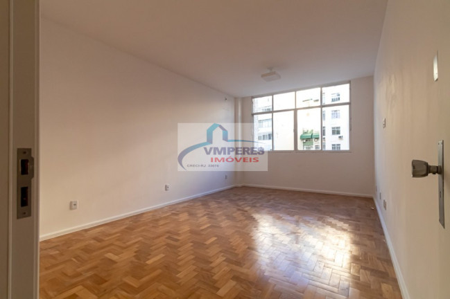 Imagem Apartamento com 4 Quartos à Venda, 330 m² em Copacabana - Rio De Janeiro Imagem Apartamento com 4 Quartos à Venda, 330 m² em Copacabana - Rio De Janeiro