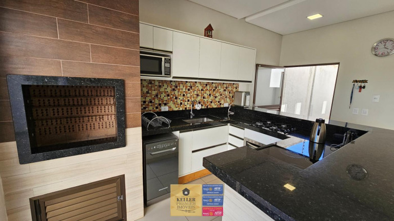 Imagem Casa com 3 Quartos à Venda, 190 m² em Jardim Eliza Ii - Foz Do Iguaçu