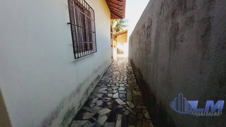 Imagem Casa com 3 Quartos à Venda, 280 m² em Meaípe - Guarapari
