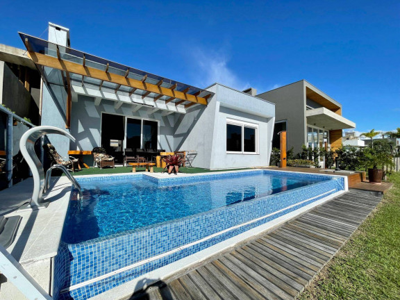 Imagem Casa com 4 Quartos à Venda, em Rainha Do Mar - Xangri-lá Imagem Casa com 4 Quartos à Venda, em Rainha Do Mar - Xangri-lá