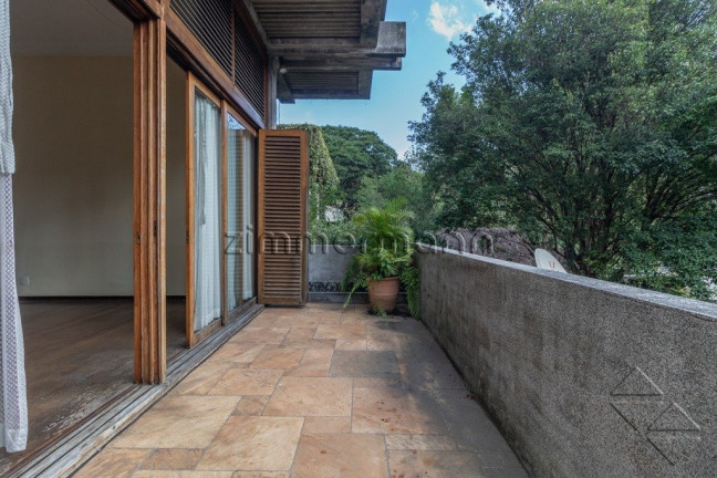 Imagem Casa com 3 Quartos à Venda, 500 m² em Pinheiros - São Paulo Imagem Casa com 3 Quartos à Venda, 500 m² em Pinheiros - São Paulo