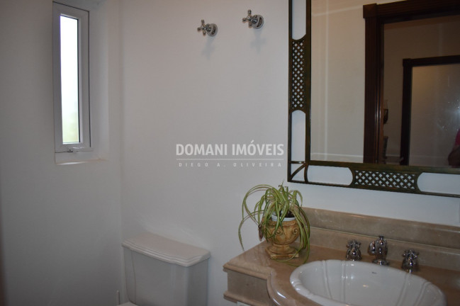 Imagem Casa com 4 Quartos à Venda, 656 m² em Região Do Alto Do Capivari - Campos Do Jordão
