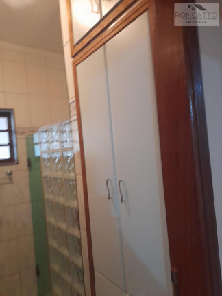 Imagem Casa com 2 Quartos à Venda, 250 m²