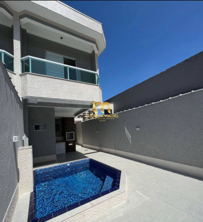 Sobrado com 3 Quartos à Venda, 120 m² em Ocian - Praia Grande