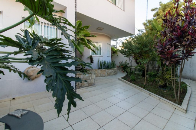 Imagem Casa com 4 Quartos à Venda, 430 m² em Vila Galvão - Guarulhos Imagem Casa com 4 Quartos à Venda, 430 m² em Vila Galvão - Guarulhos