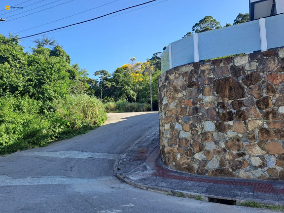 Imagem Casa com 3 Quartos à Venda, 182 m² em Córrego Grande - Florianópolis Imagem Casa com 3 Quartos à Venda, 182 m² em Córrego Grande - Florianópolis