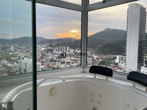 Imagem Apartamento com 3 Quartos à Venda, 147 m² em Centro - Balneário Camboriú Imagem Apartamento com 3 Quartos à Venda, 147 m² em Centro - Balneário Camboriú
