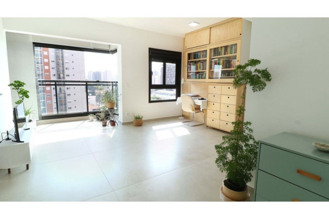 Apartamento com 1 Quarto à Venda, 55 m² em Moema - São Paulo