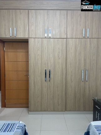 Imagem Casa com 3 Quartos à Venda, 385 m² em Setor Central - Goiânia Imagem Casa com 3 Quartos à Venda, 385 m² em Setor Central - Goiânia