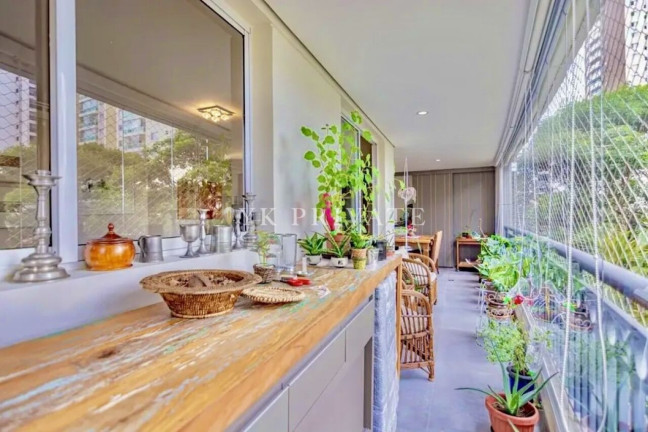 Imagem Apartamento com 3 Quartos à Venda, 172 m² em Vila Romana - São Paulo