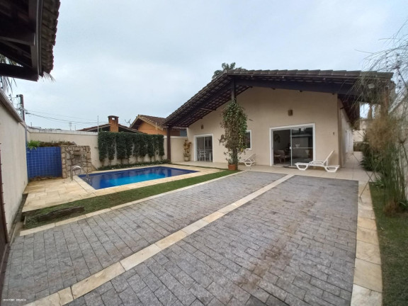 Imagem Casa com 5 Quartos à Venda, 462 m² em Jardim Virgínia - Guarujá Imagem Casa com 5 Quartos à Venda, 462 m² em Jardim Virgínia - Guarujá