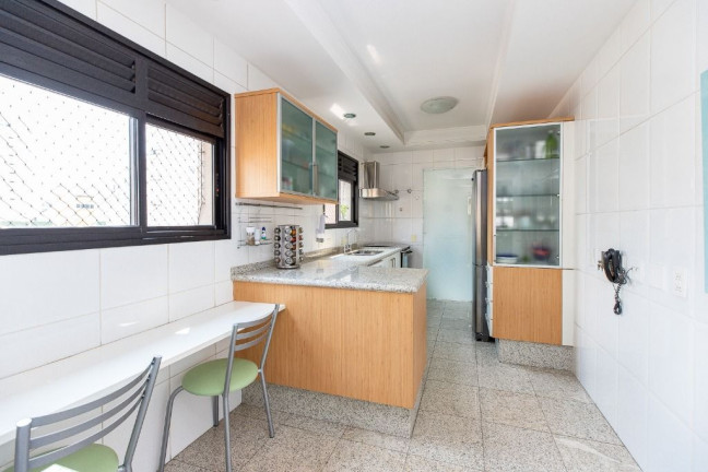 Imagem Apartamento com 3 Quartos à Venda, 161 m² em Moema - São Paulo Imagem Apartamento com 3 Quartos à Venda, 161 m² em Moema - São Paulo