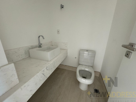 Imagem Apartamento com 4 Quartos à Venda, 241 m² em Itapuã - Vila Velha Imagem Apartamento com 4 Quartos à Venda, 241 m² em Itapuã - Vila Velha